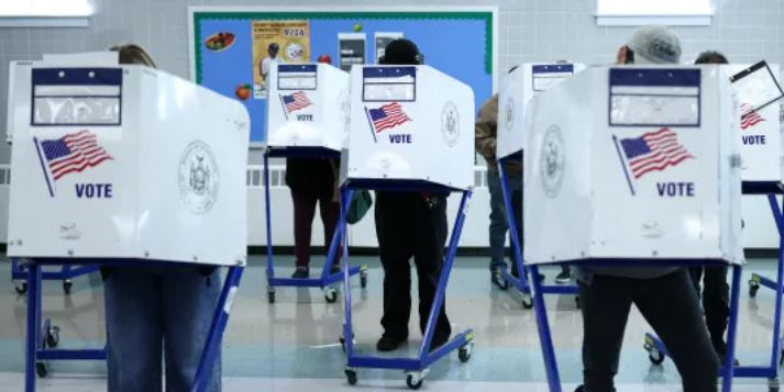 投票热潮创新高！纽约市将选出下一任市长 特朗普喊话“都投他”