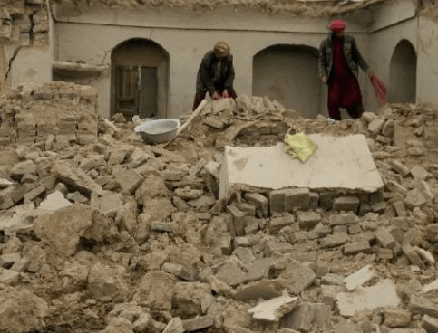 阿富汗强震超过1100人罹难