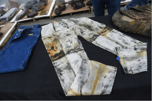 一条从沉船中捞出的19世纪旧裤子被拍出11万美元