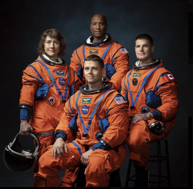 美国国家航空航天局任命绕月宇航员