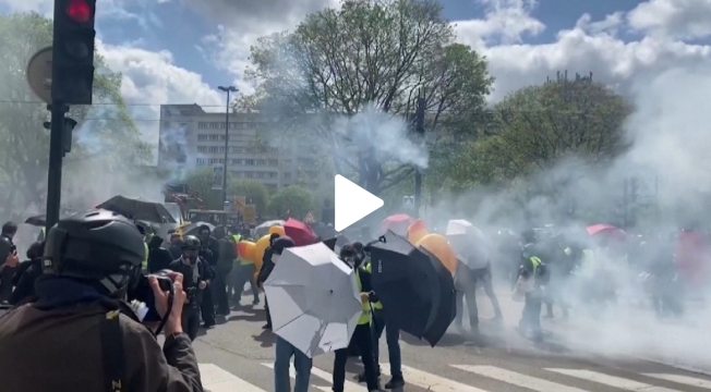 法国多地“五一”举行集会 南特爆发冲突